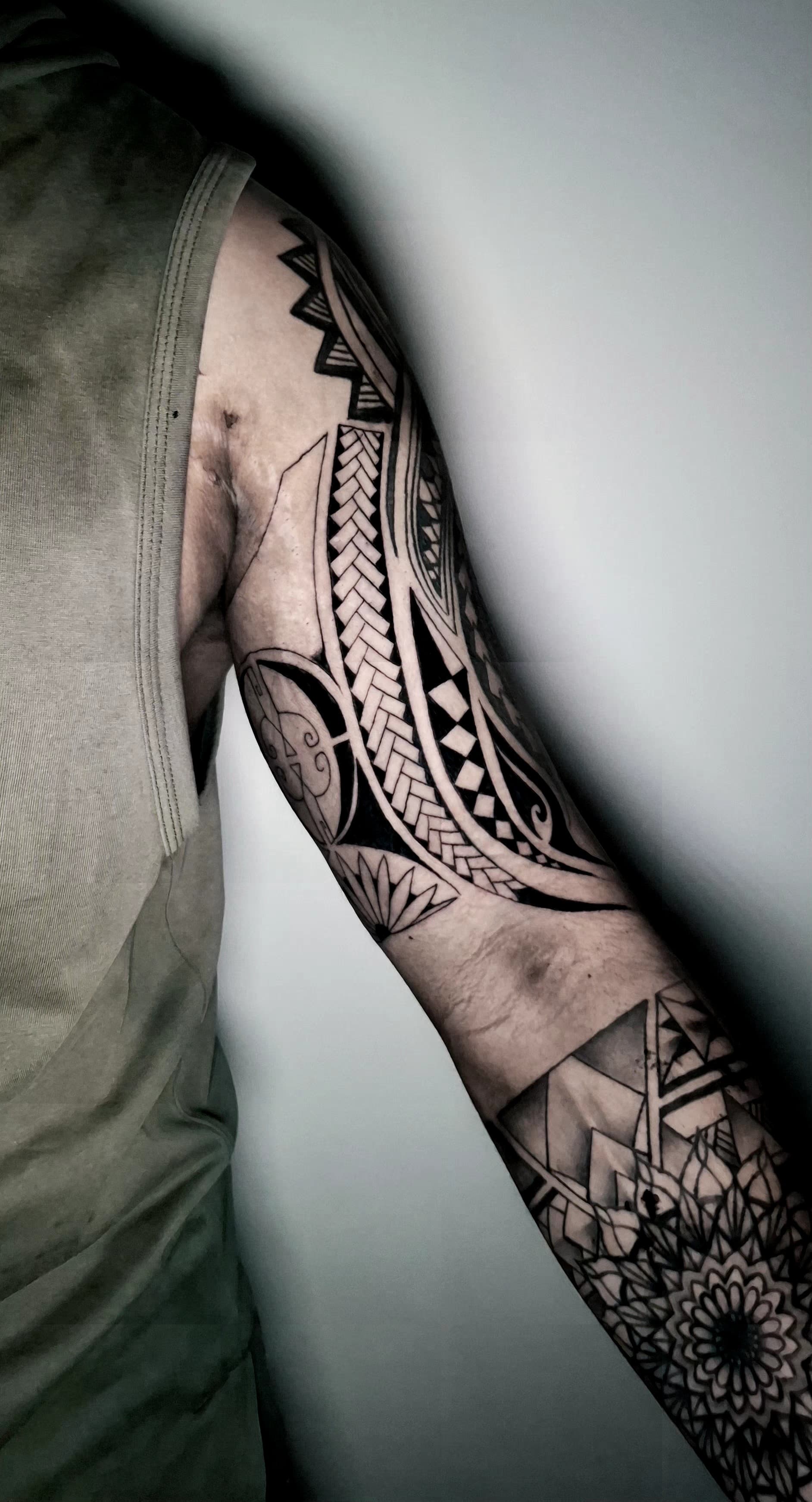Tatouage par Mata vaha, tatoueur à Saint-Denis