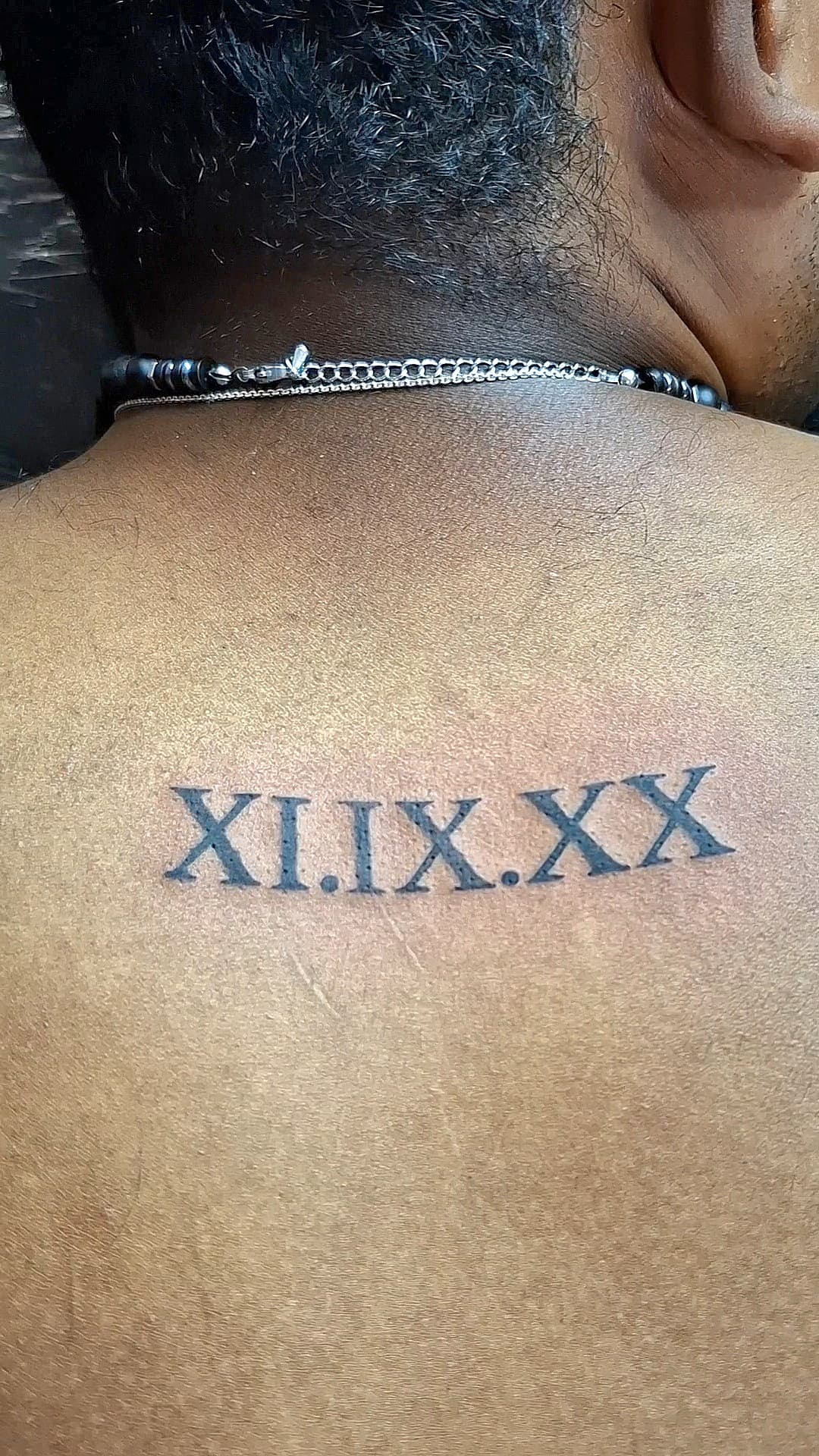 Tatouage par Mykyyma, tatoueur à Saint-Denis