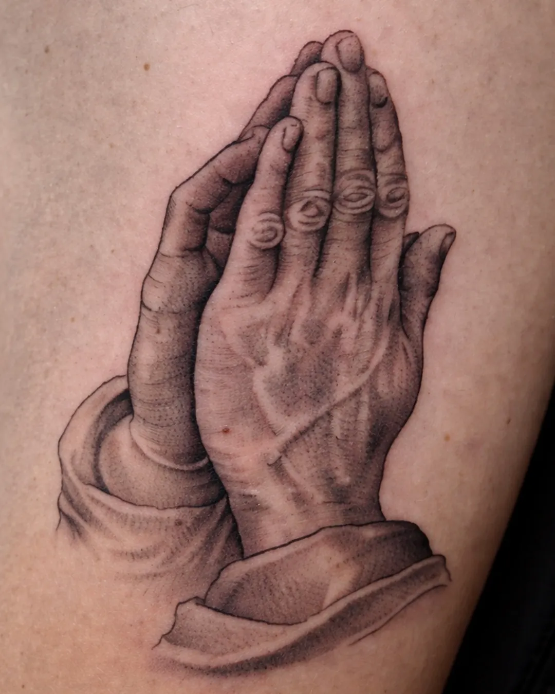 Tatouage par Jordan JM, tatoueur à Saint-Denis